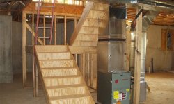 Лестница в подвал – особенности, материал и строительство