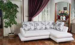 Какую пользу приносит угловой диван для небольшой гостиной